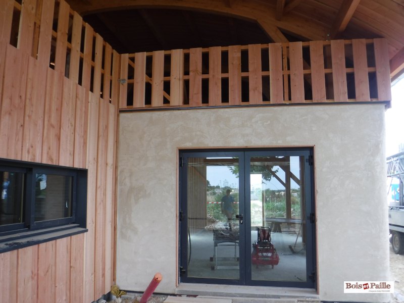 Batiment paille pour Léa Nature (17)